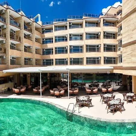 Boutique Hotel Opal Ultra All Inclusive サニービーチ