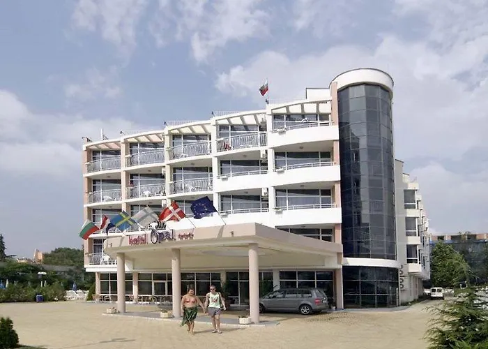 Ξενοδοχείο Opal 3*